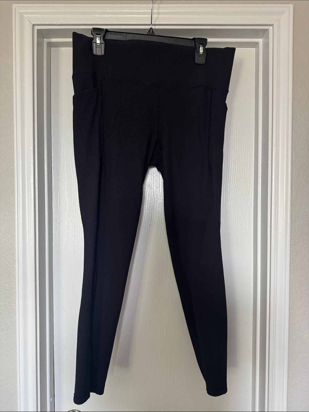Athleta Ultra High Rise Elation 7/8 Tight Legging - Black